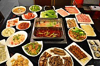 JKG Shancheng Hotpot King food