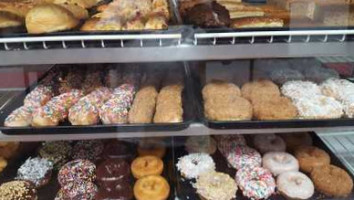 Winchell's Doughnut House food