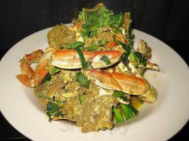 On's Kitchen Thai Cuisine food