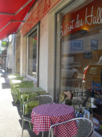 Bistrot Des Halles outside