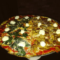 Capo's Chicago Pizza And Fine Italian Dinners By Tony Gemignani food