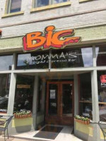 Big Momma's Coffee Espresso Bar outside