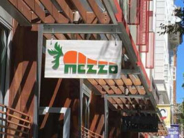 Mezzo food