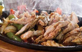 Grizzly’s Wood-fired Grill food