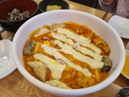 동대문엽기떡볶이 전북대점 food