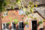 Star Inn outside