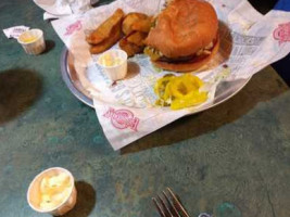 Fuddruckers food