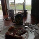Ocean Point Inn And Resort Cibo
