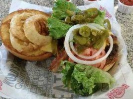 Fuddruckers food