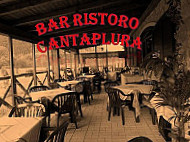 Ristoro Cantaplura inside