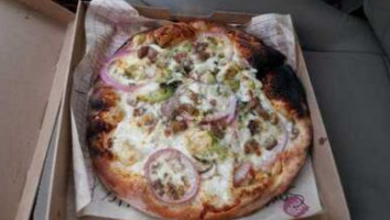 Mod Pizza food