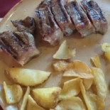 4 Castagni Comida