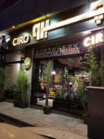 Ciro outside