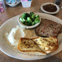Broadway Flying J Travel Plaza food