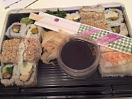 Sushi for Friends food