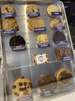 Insomnia Cookies food