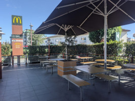 Mcdonald's Barcelos inside