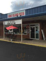 Long Island Pizza inside