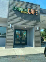 Tropical Smoothie Cafe outside