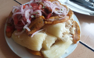 Ecuatoriano El Familita food