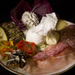 Ara Anua Comida