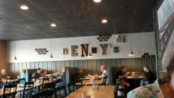 Benny's Italian food