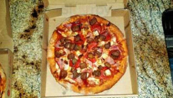 Laventina's Pizza food