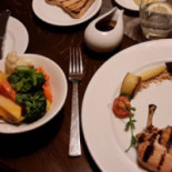Cedar's Grill Cibo