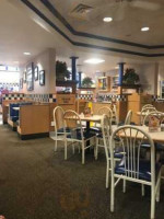 Culver's inside