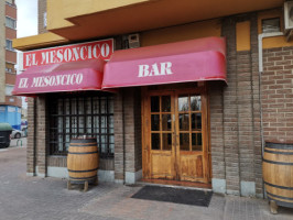 El Mesoncico outside