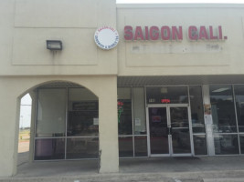 Saigon Cali Cafe Sandwich Bubble Tea food