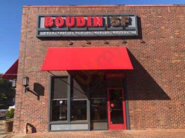 Boudin Sourdough Bakery Cafe outside