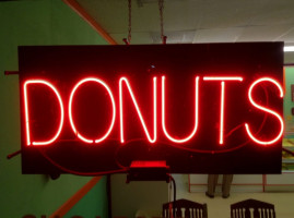 Top Donut food