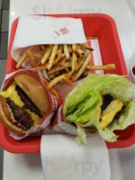 In-n-out Burger food