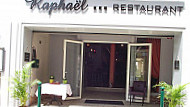 Raphael inside