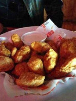 Hooters food