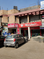 Nirula's Vasant Kunj outside