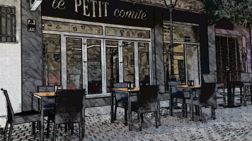 Le Petit Comité inside