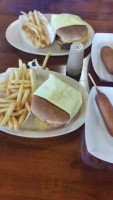 Luis Burgers food