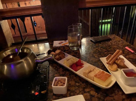 The Melting Pot food