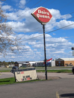 Dairy Queen outside