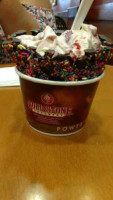 Cold Stone Creamery inside