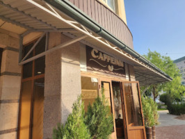 Cafe Inn outside