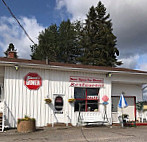 Sherri's Diner outside