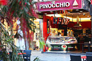 Gelateria Pinocchio Gambo outside