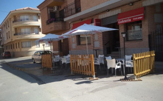 Cafeteria La Jara inside