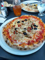 Pizzeria du Village food