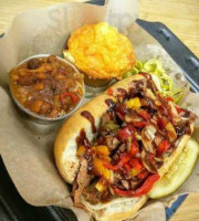 Bad Betty's Barbecue food