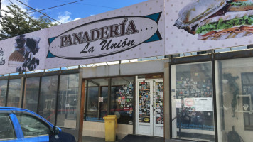 Panaderia La Union outside