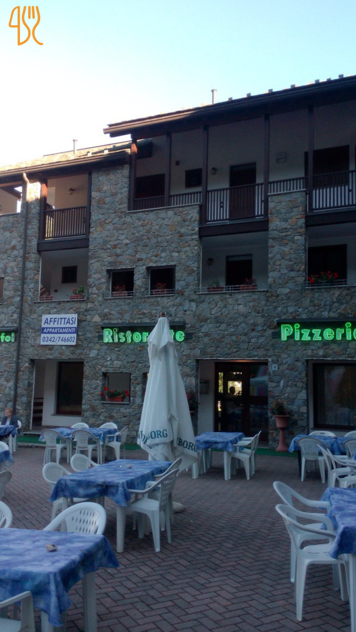 Pizzeria Stofol À l'intérieur
